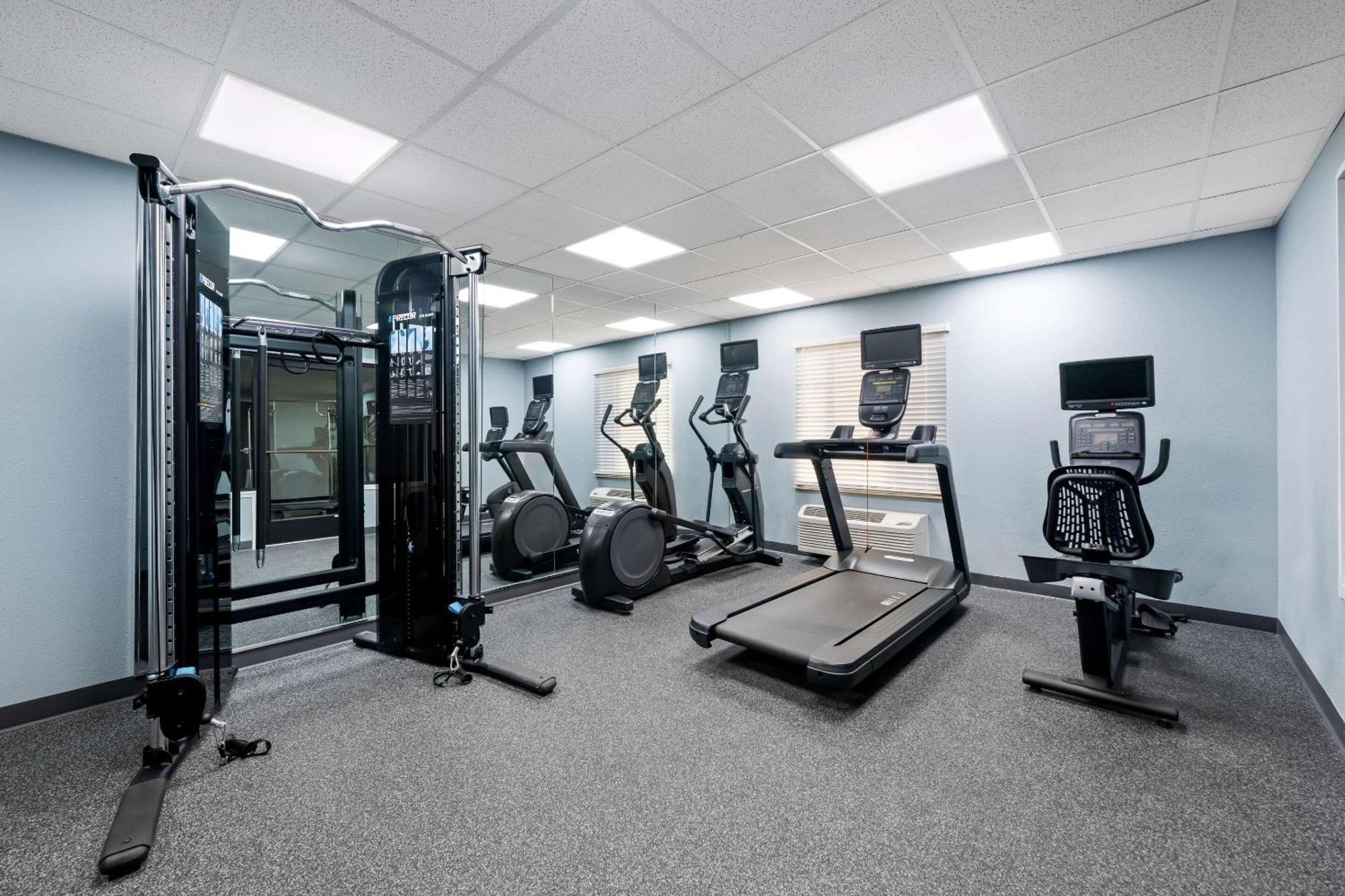 Woodspring Suites Hobbs Air Base City Екстер'єр фото