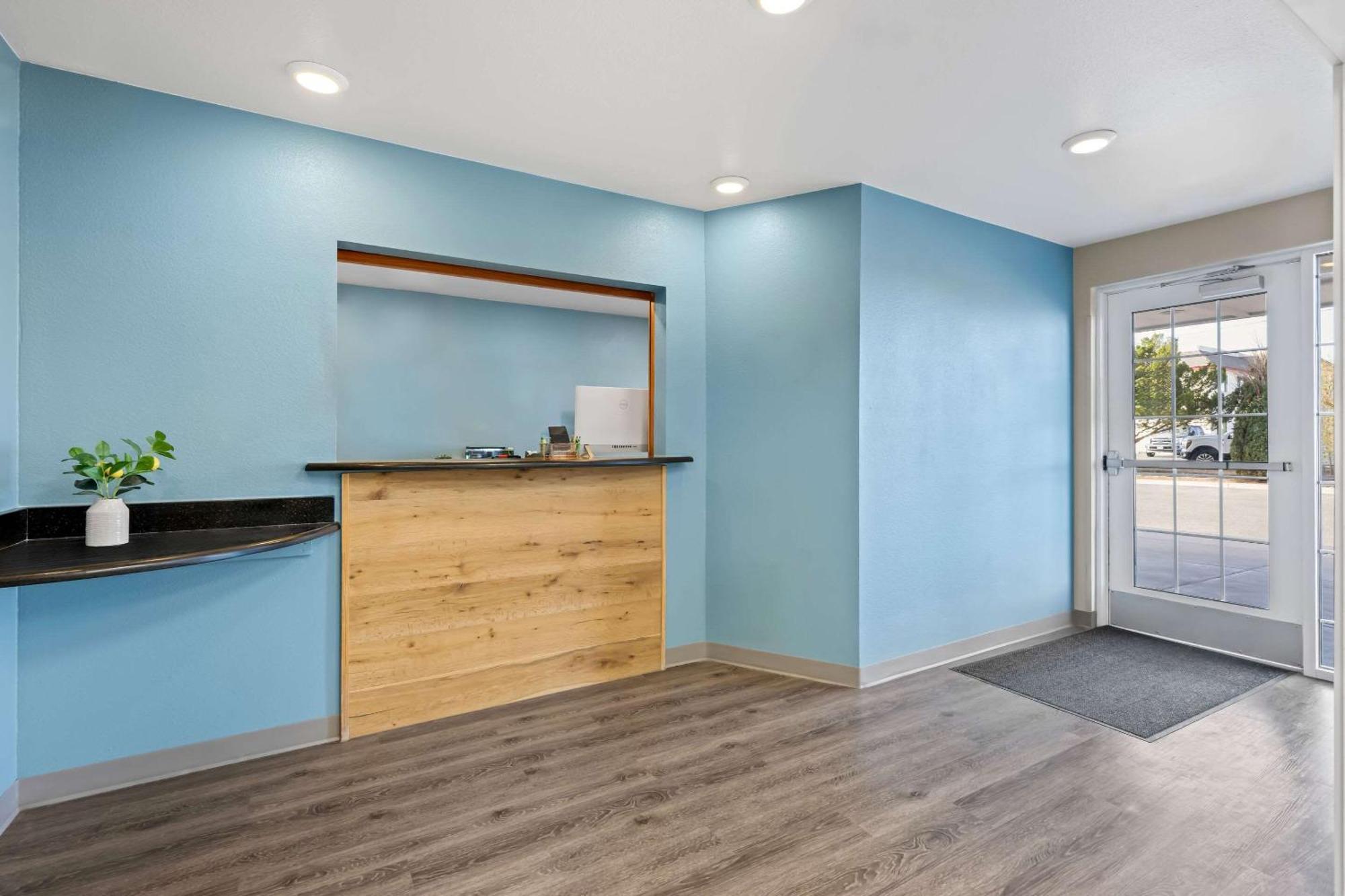Woodspring Suites Hobbs Air Base City Екстер'єр фото